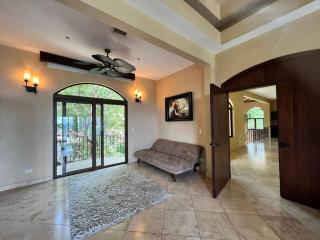 Stunning Ocean View Chateau - Experience it All - 3