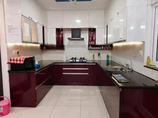 Stunning City View 15th Floor 3BHK for Family - 8