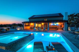 NEW! Luxury Villa Meden Dol with heated pool, Hot-Tub, 2 Saunas - Skradin - 0