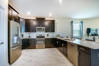 Last Minute Disney Getaway! Private Pool, Hot Tub & Games Room. Book Now! #17022 - Davenport - 1