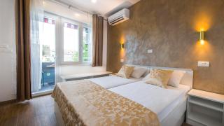 Split Central Luxury Studios 2 - 1