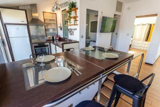 Roof Top in Center of Toulouse-Free Parking- - 9