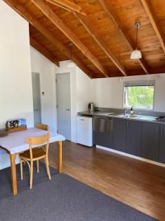 Apartment in Tranquil Park Setting 3 mins from CBD - Blenheim - 5