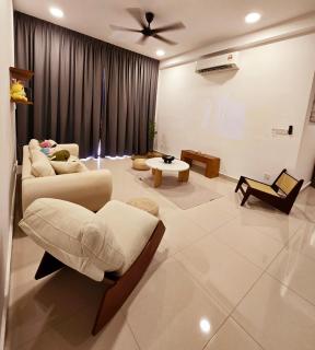 Forest Holiday Damasara Seresta 6 pax- 2carpark - Kuala Lumpur - 7