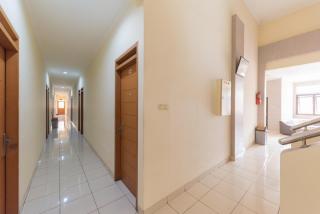 Urbanview Hotel Sakura Bandung - Bandung - 1