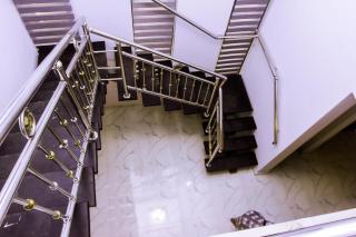 Stunning 3-Bed House in Lagos - 4