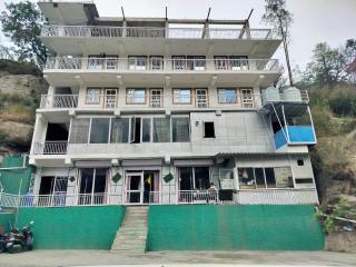 C Square food corner and Home stay - 9