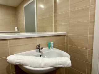 City Centre Albert Dock & Arena Apartments - Liverpool - 6