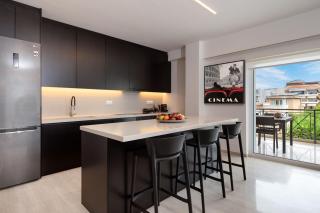 Elegant & Central 3BR in Glyfada - Atene - 9