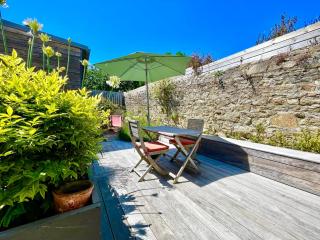300 m Plage et Centre Ville - Parking Privatif et Gratuit sur Place - Terrasse Bois - Larmor-Plage - 1