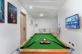 Luxury Lagos Apartment with 3 Bedrooms - 7