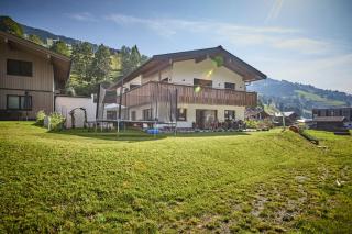 Haus Joan - Apartments - Saalbach-Hinterglemm - 3