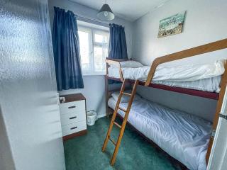 8 Berth Chalet To Hire At Bermuda Holiday Park Nearby Hemsby Beach Ref 18127B - Hemsby - 3