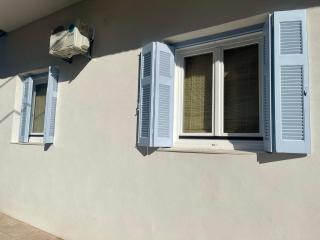 Stella's Petite Boîte - Rafina - 4