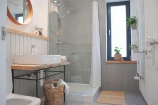 Sam's - Forest & Spring - 1