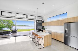 The Ski Shack - Lake Tinaroo - Barrine - 8