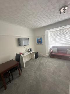 Capri Guest House - Torquay - 7