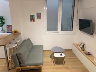 TINY STUDIOS Under the Akropolis -1- - Athènes - 8