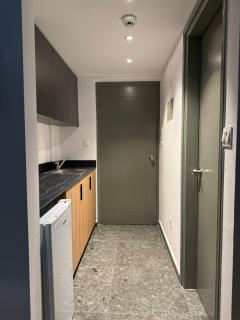 Sunflower Hotel Apartments - Larnaca - 1