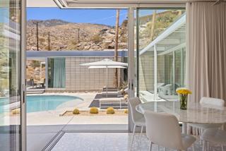 Glass Haus - 1