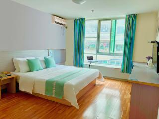 M Hotel Xiamen Haicang Maqing Road Metro Station - Xiamen - 1