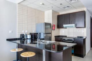 Blueground The Royal Oceanic pool gym DXB-1152 - 5