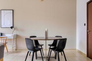 Blueground Bahar 6 marina view gym security DXB-1410 - 3