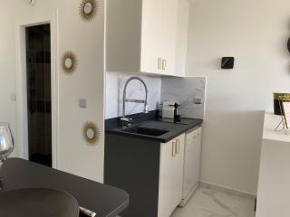 CAP D'AGDE Naturiste Heliopolis - PETIT CAPRICE - 4