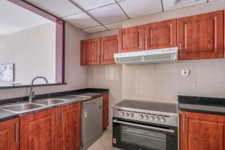 Blueground JLT lake view fully furnished DXB-1499 - Dubai - 6