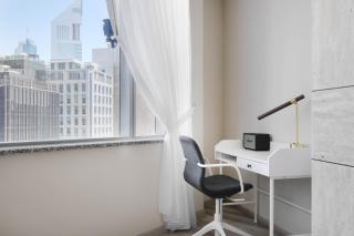 Blueground DIFC fitness pool parking DXB-1506 - 7