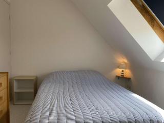 Appartement mansardé avec terrasse à 100m de la Plage St-Guirec, Ploumanac'h - FR-1-368-161 - 2