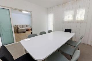 Luxury Semi-Detached House with a Pool near the Sea - Kaštela - 4