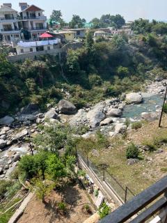 Riverside Villa Dharamsala - Dharmsāla - 4