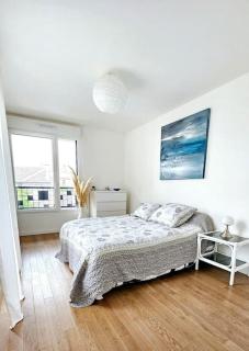 Charmant 2 pièces avec terrasse à 5 minutes de Paris - 0