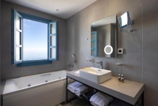 Aeifos Boutique Hotel - Imerovigli - 3