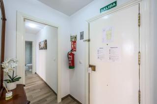 Family-Friendly Stay near Madrid - San Sebastián de los Reyes - 9