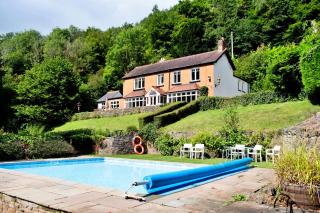 Finest Retreats - Riversdale Lodge - Symonds Yat - 0