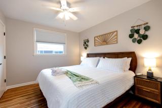 NEW Casa Azul - 2 king Beds Yard HOT TUB! - Nashville - 2