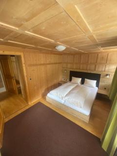 Hotel Edi - 1