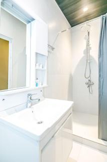 The Lantern Villa with Terrace - 4