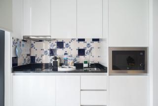 Sunflower Luxury Loft w AC Downtown and Metro - Porto - 8