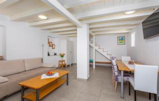 Beautiful Home In Draga Bascanska - Draga Bašćanska - 8