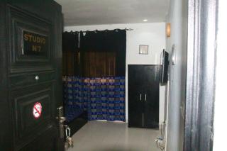 Agréable Mini-Studio Meublé avec Wifi Gratuit, Climatiseur et Eau Chaude à Disposition - Dakar - 3