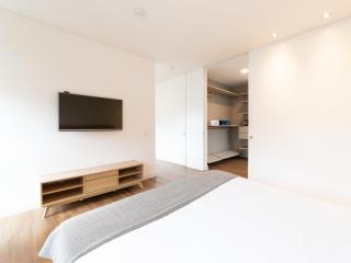 Stylish 1BR with Stunning Pool in Energy - Medellín - 2