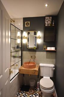 Dazzling 1 Bed Apartment in Clifton - Bristol - 7