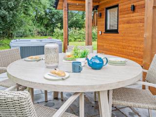 3 bed property in Gower South Wales 91727 - - 9