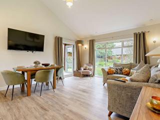 2 Bed in Gower 91726 - - 8