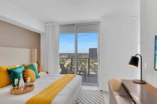 Front Intercostal Luxury Apt View Amazing - 9