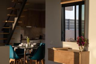 A V Luxury Apartments with Private Pools - Kalamata - 3