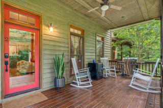 Smokey Mountain Getaway - Almond - 7